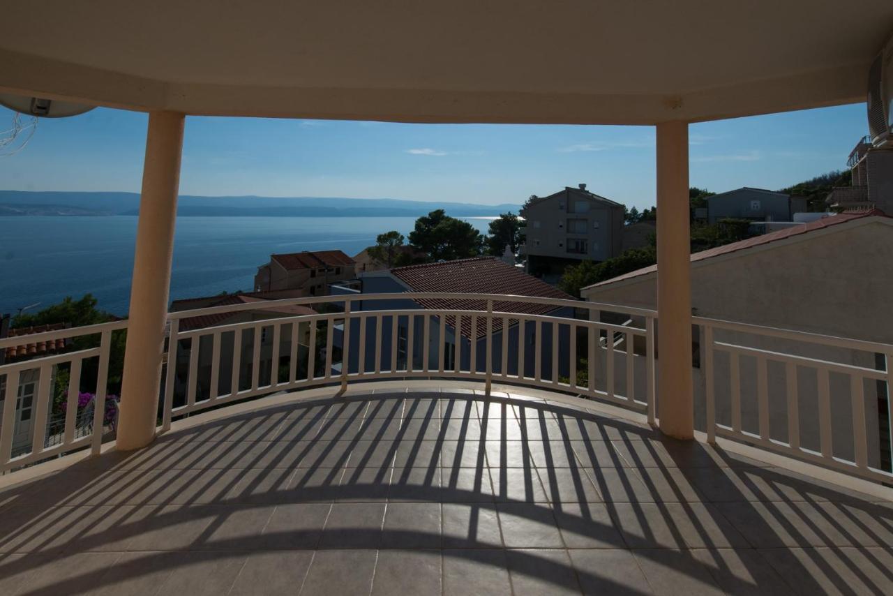 Villa Katarina 奥米什 外观 照片