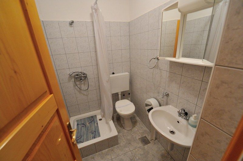 Villa Katarina 奥米什 外观 照片